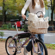 WOの電動アシスト自転車「GLISSE」