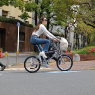 WOの電動アシスト自転車「GLISSE」