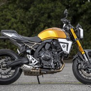 スズキ GSX-8T