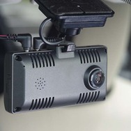 SDカードが劣化すると、事故時にドラレコの録画映像が保存されない場合もあるので要注意