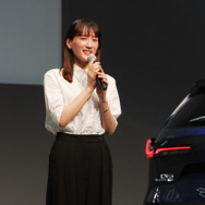 マツダのブランドアンバサダーに就任した綾瀬はるかさん