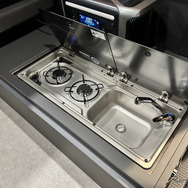 ハイエースベースのキャンピングカー「ELEMENT」の新スタイル