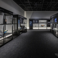 アイシングループの展示館「コムセンター」の「ヒストリーゾーン」をリニューアル