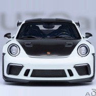 「AUTOart」の1/18スケールのダイキャストモデル、ポルシェ『911』（991.2）の「GT3 RS ヴァイザッハ・パッケージ