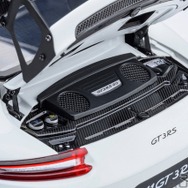 「AUTOart」の1/18スケールのダイキャストモデル、ポルシェ『911』（991.2）の「GT3 RS ヴァイザッハ・パッケージ
