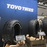 TOYO TIRESブース