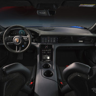 ポルシェ「タイカン・ターボGT（バイザッハ・パッケージ）」の「マンタイ・キット」装着車