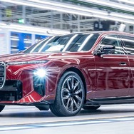BMW『7シリーズ』改良新型を生産開始