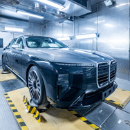 BMW『7シリーズ』改良新型を生産開始