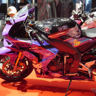 ホンダ CBR1000RR-R FIREBLADE クロミラッピング（鈴鹿8耐2026）
