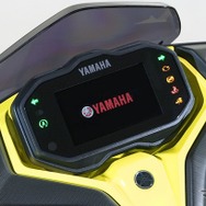 4.2インチTFTディスプレイ