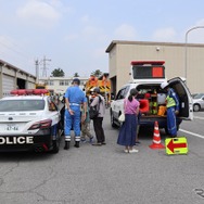 高速道路ではたらく車の乗車体験