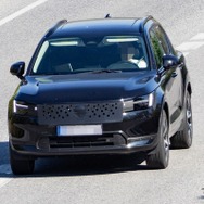 ボルボ XC40 改良新型の開発車両