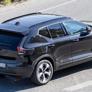 ボルボ XC40 改良新型の開発車両