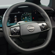 日産 エルグランド AUTECH LINE