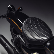 ロイヤルエンフィールド ショットガン650 × ラフ・クラフツ・エディション
