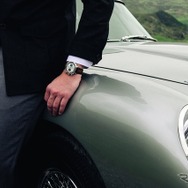 「トップタイムB01 クロノグラフ 41 トリビュート トゥ Aston Martin DB5」