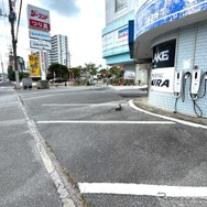 沖縄の釣具店「シーランド」がEV普通充電器を導入