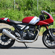 トライアンフ Thruxton 400（スラクストン400）