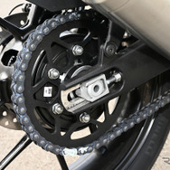 トライアンフ Thruxton 400（スラクストン400）