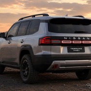 日産 テラノ 新型の予想CG