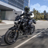 カワサキ Z400 2027年モデル