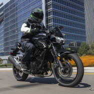 カワサキ Z400 2027年モデル
