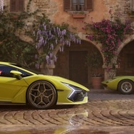 ランボルギーニ『レヴエルト』の「ミウラ 60° オマージュ」