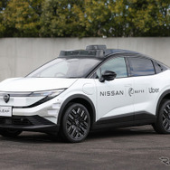 ロボタクシーとして試験運行をおこなうWayveのAI Driverを搭載した日産リーフ