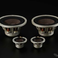 メルセデスベンツ『190E エボ2』再現のレストモッド『HWA EVO』にビーウィズ製オーディオ搭載へ