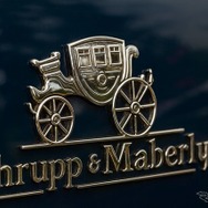 Thrupp & Maberlyのロゴ