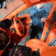 車両のフロント・サイド・リアなど多角的な視点から撮影し、アストンマーティンならではのデザインと空間をイマーシブ映像として記録