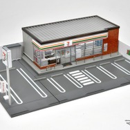 トミカラマ ヴィンテージ 16a　コンビニエンスストア（セブン-イレブン）　(C) TOMY