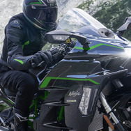 カワサキ Ninja H2 SX SE 2027年モデル