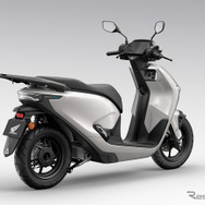 ホンダ CUV e:（パールジュビリーホワイト）