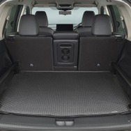 日産『エクストレイル』の車中泊仕様「マルチベッド」