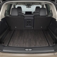 日産『エクストレイル』の車中泊仕様「マルチベッド」