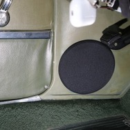 51年前のアメ車でスマホの音楽を楽しむ！ 1971年型オールズモビル『カトラス』を現代オーディオ化［car audio newcomer］by 東京車楽　前編