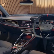 アウディ RS3
