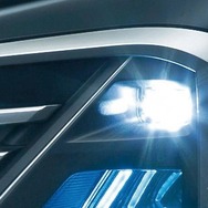 セレナ ライダー オーテック30周年特別仕様車 専用LEDフォグランプ