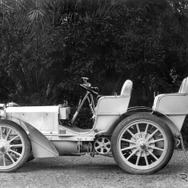 メルセデス35PS、4シーター車体。1901年にエミール・イェリネックにデリバリーされた1台。