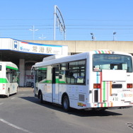 名鉄空港線 常滑駅を自動運転で着発する埼玉工業大学の自動運転バス（日野レインボーIIベース）