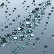 雨の日視界良好、洗浄と同時に撥水効果