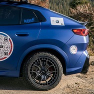 BMW X2 新型の「M35i xDrive」の米「Rebelle Rally」参戦車両