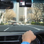 損保ジャパン日本興亜、高齢者向け安全運転支援サービスを提供…多機能ドラレコを活用