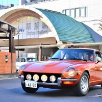 駅前ロータリーでプチパレードと車両展示…第4回クラシックカーフェス in Soka