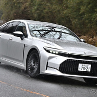 トヨタ『クラウン』、2024年度JNCAPファイブスター大賞を獲得