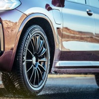 スポーツカー向け初のオールシーズンタイヤ、ミシュラン「クロスクライメート3 Sport」登場