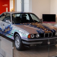 日本画家・加山又造のアートカーも、スロバキアにBMWの名車3台が集結