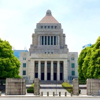参院選、自公惨敗で参院も少数与党に、ガソリン暫定税率早期廃止も［新聞ウォッチ］
